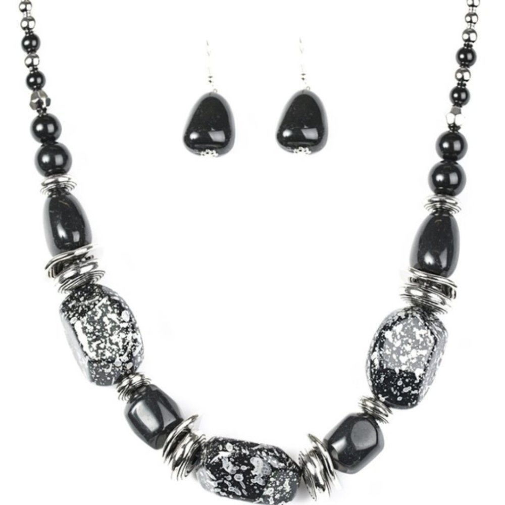 In Good Glazes Black Necklaces